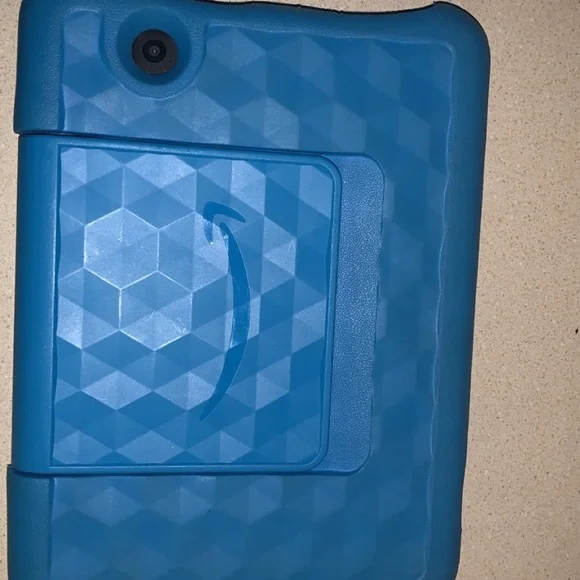 Amazon fire tablet - Picture 1 of 2